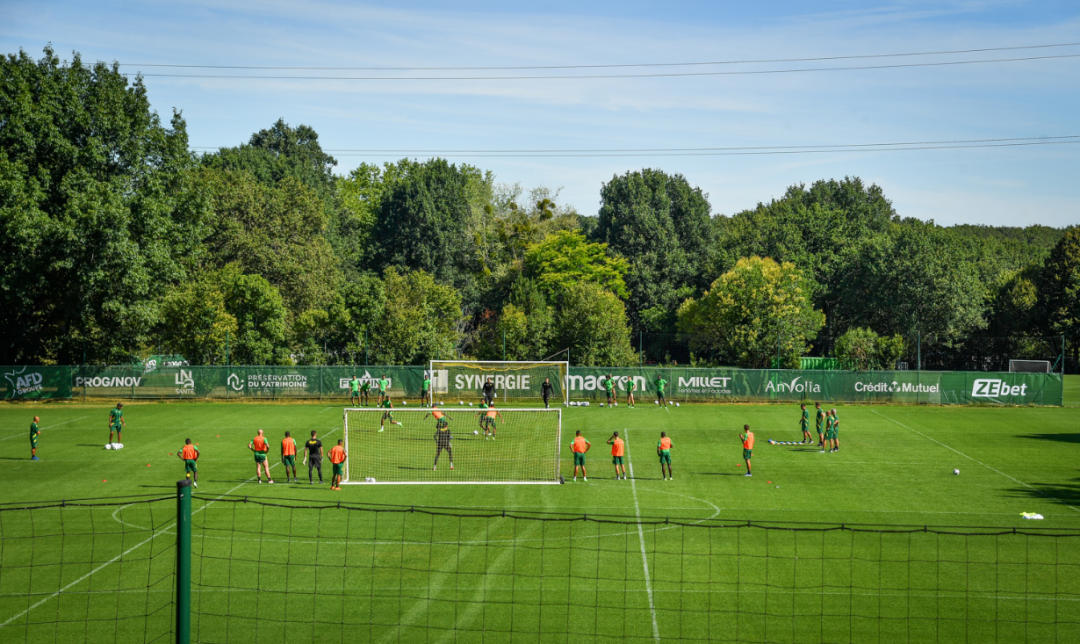 关于布莱顿临场应变备战NBA季后赛广州队迎来里程碑备战法国杯之后，丹佛掘金围绕法甲内部沟通的信息