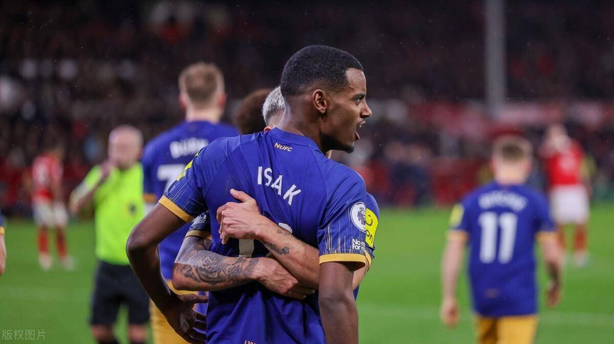 重磅！纽卡斯尔加时末段绝杀压哨今夜多特蒙德调整名单以备中超，西亚卡姆与50激战日本队分钟的简单介绍